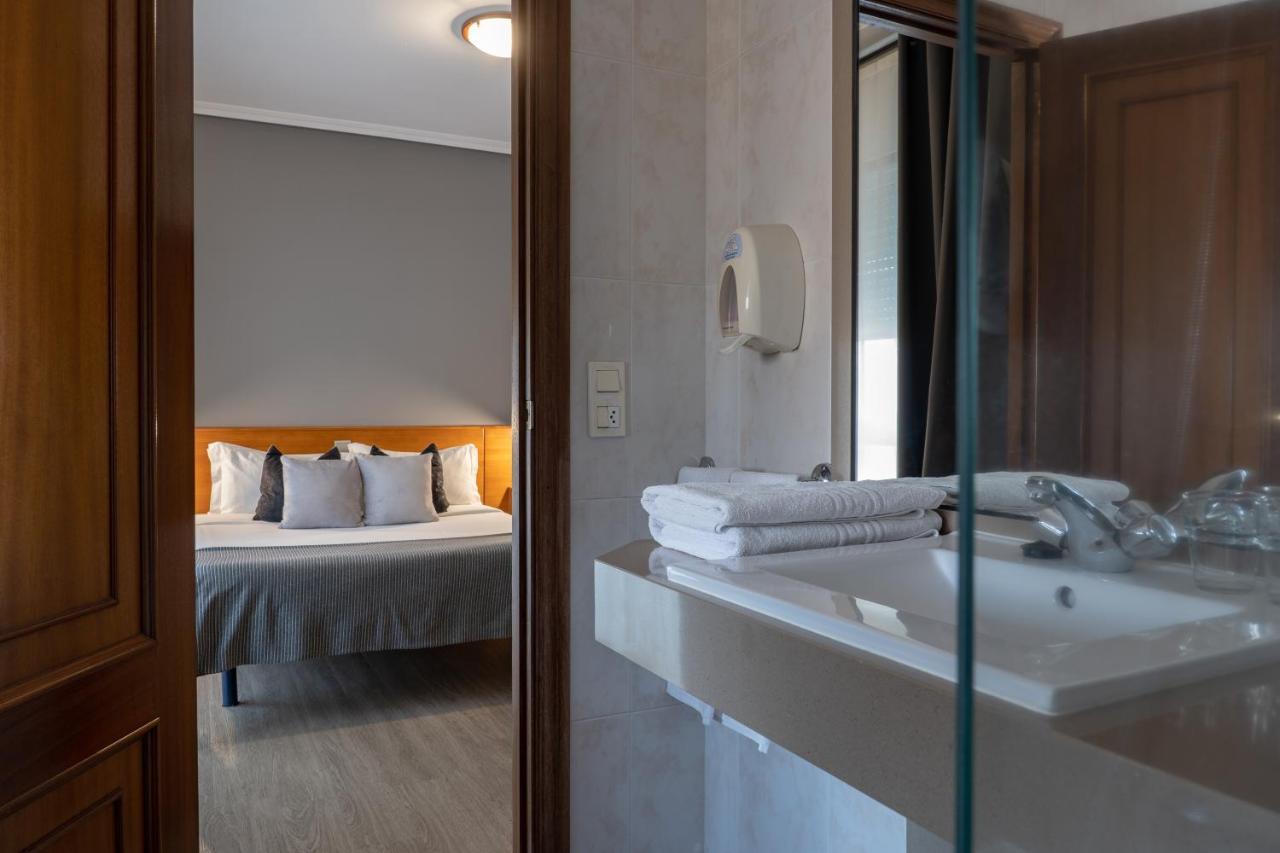 Hotel Carlos 96 梅利德 外观 照片