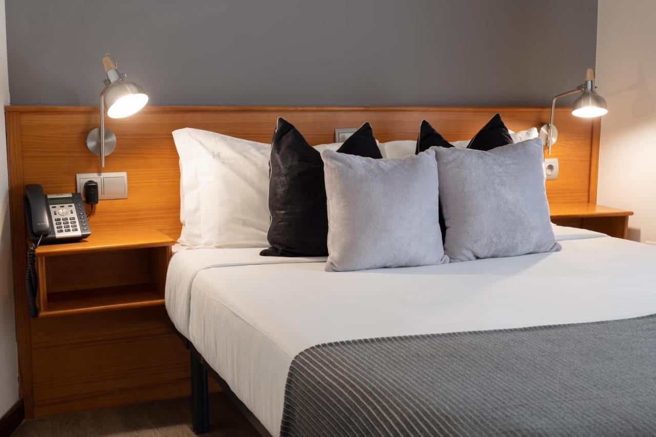 Hotel Carlos 96 梅利德 外观 照片