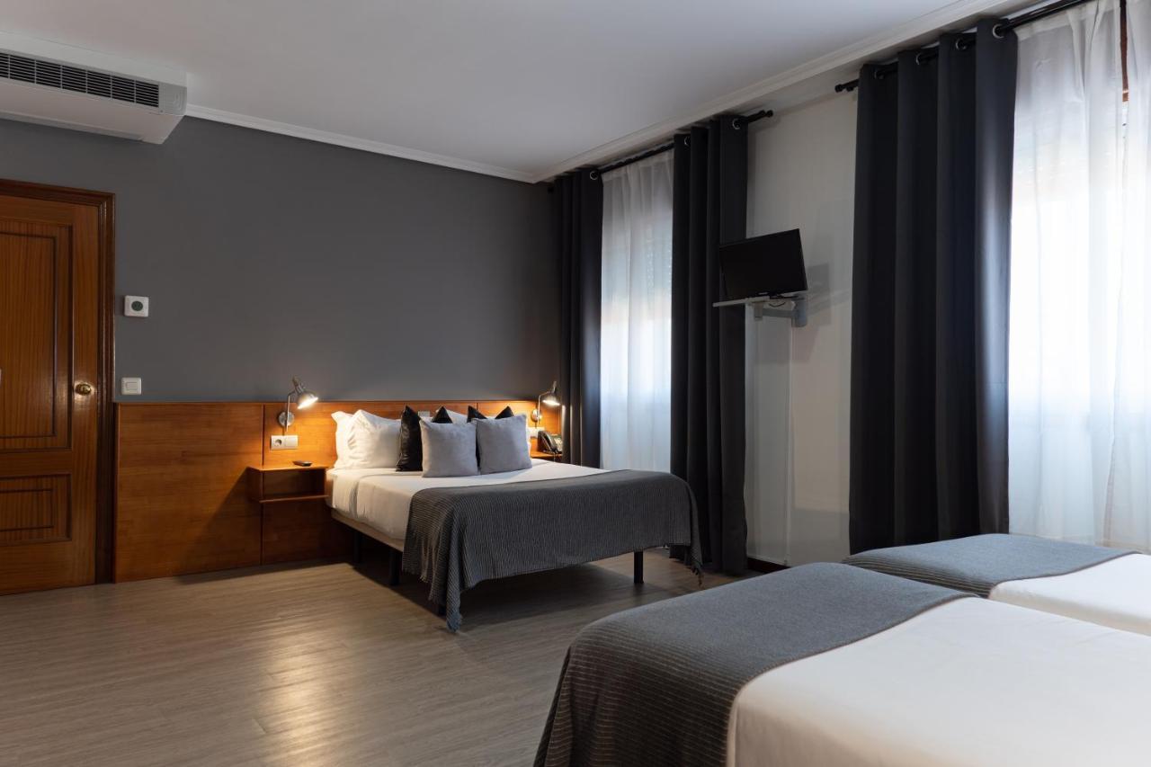 Hotel Carlos 96 梅利德 外观 照片