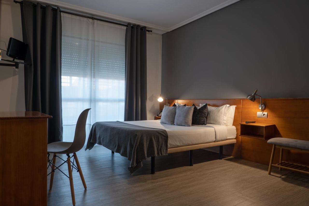 Hotel Carlos 96 梅利德 外观 照片